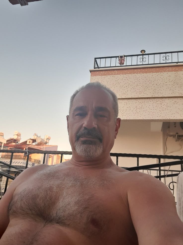 <strong>Carlos M. (Taxista, Medellín)</strong>